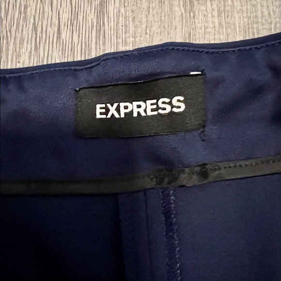 Express High Waisted Belted Bermuda Shorts - Navy Blue - Picture 3 of 9